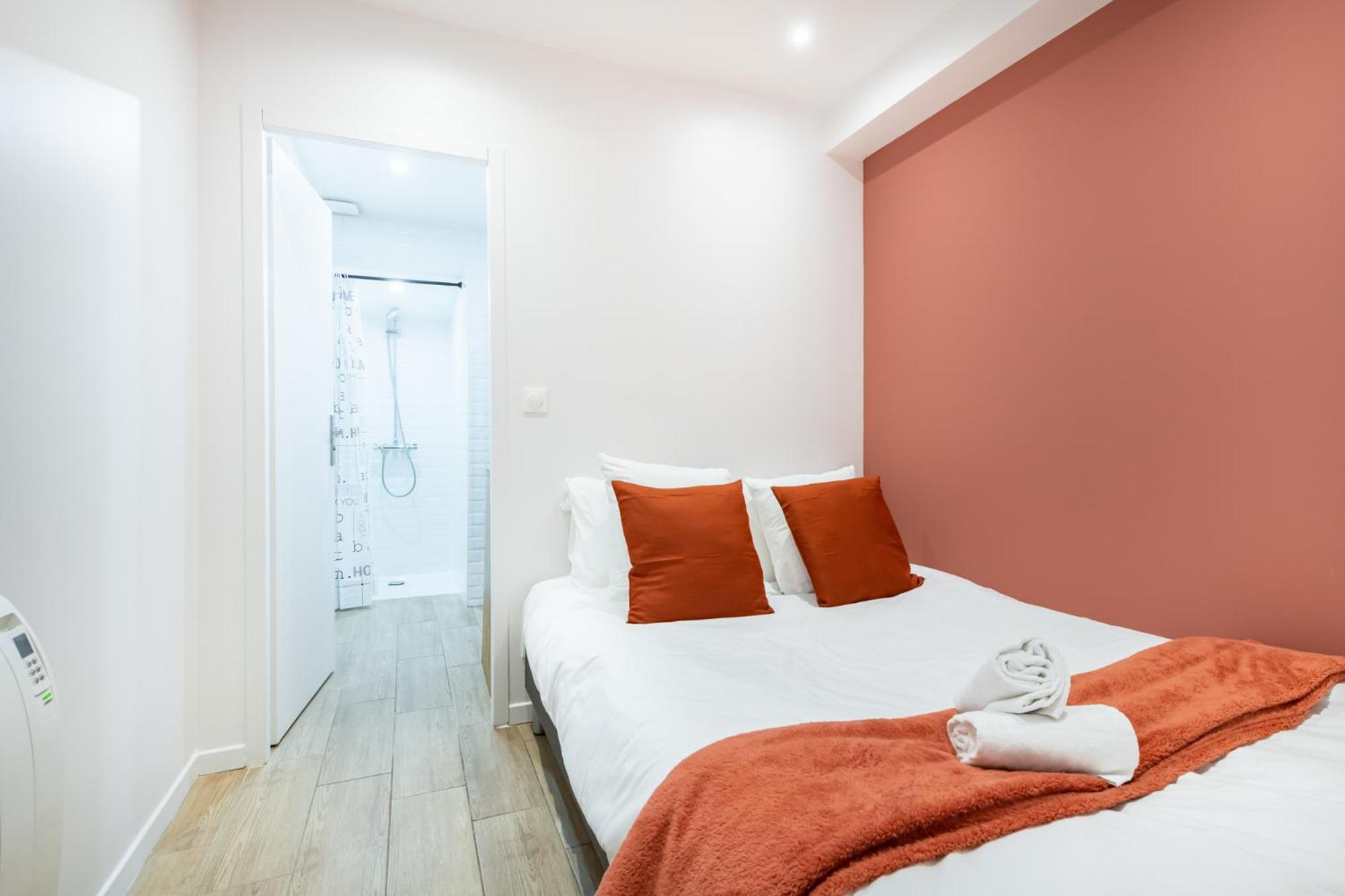 Sud Passion - Ferrer Nine - Cosy Avec Balcon Apartment Gardanne Room photo